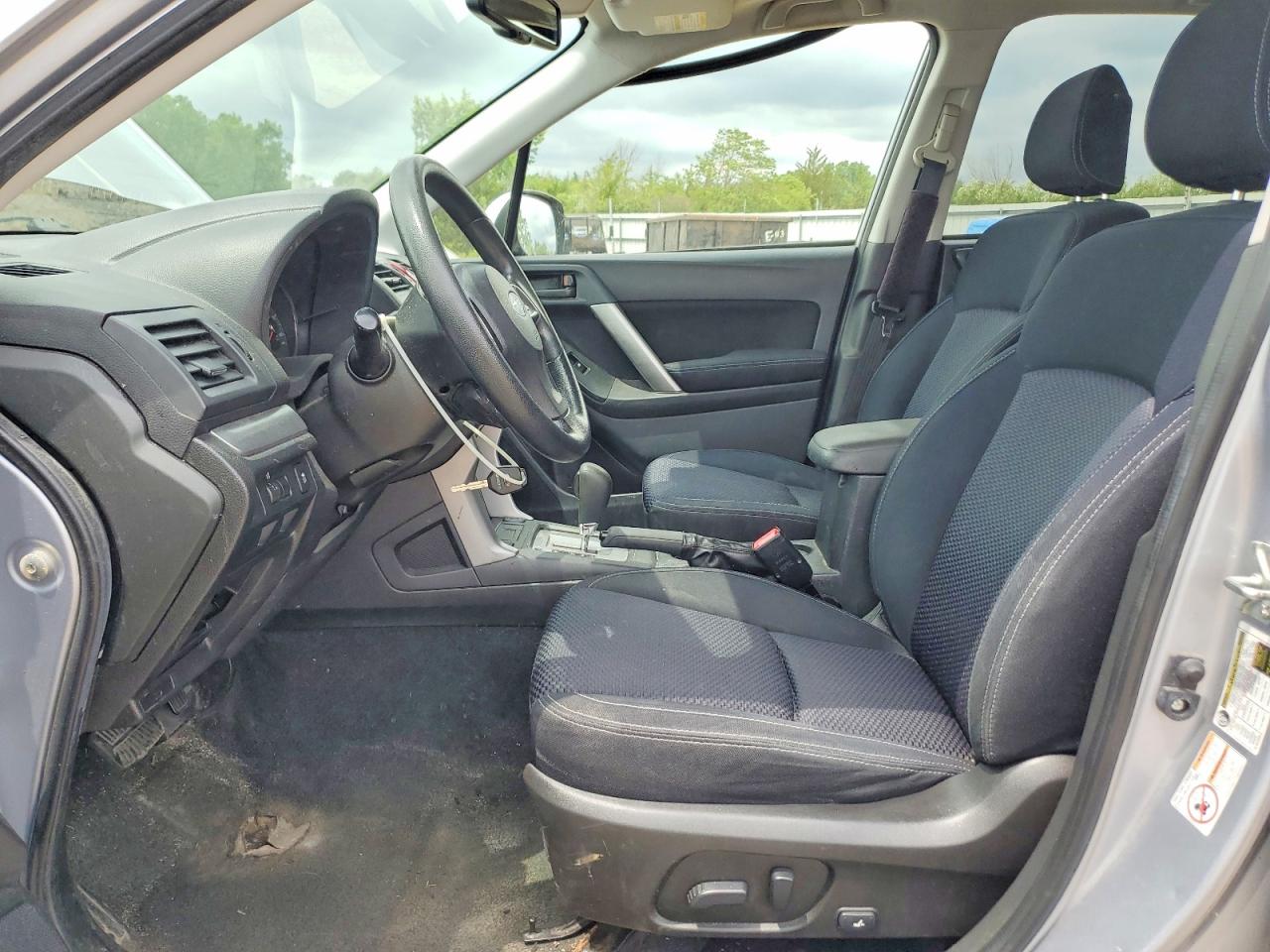 2015 SUBARU FORESTER