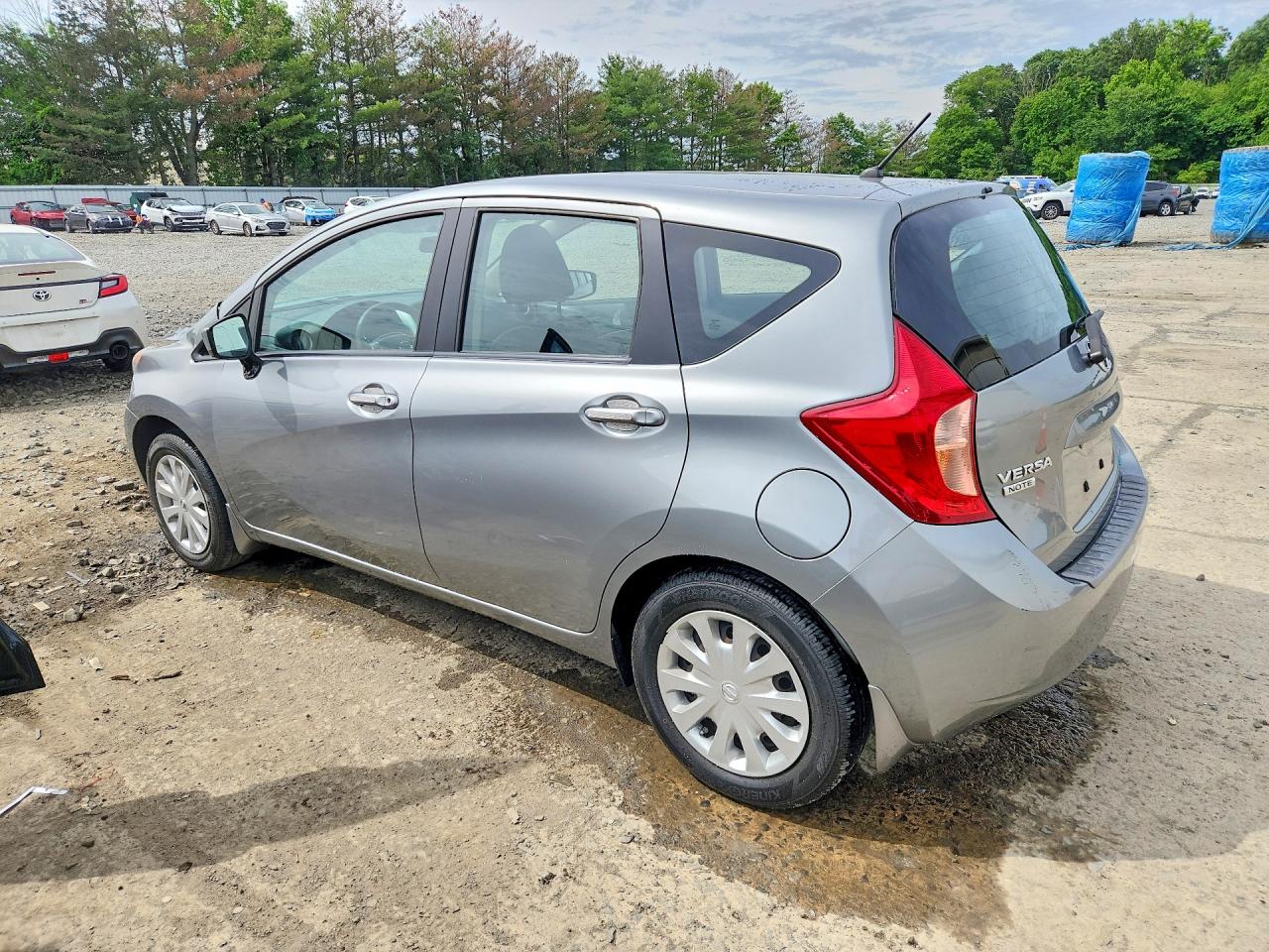 2015 NISSAN VERSA
