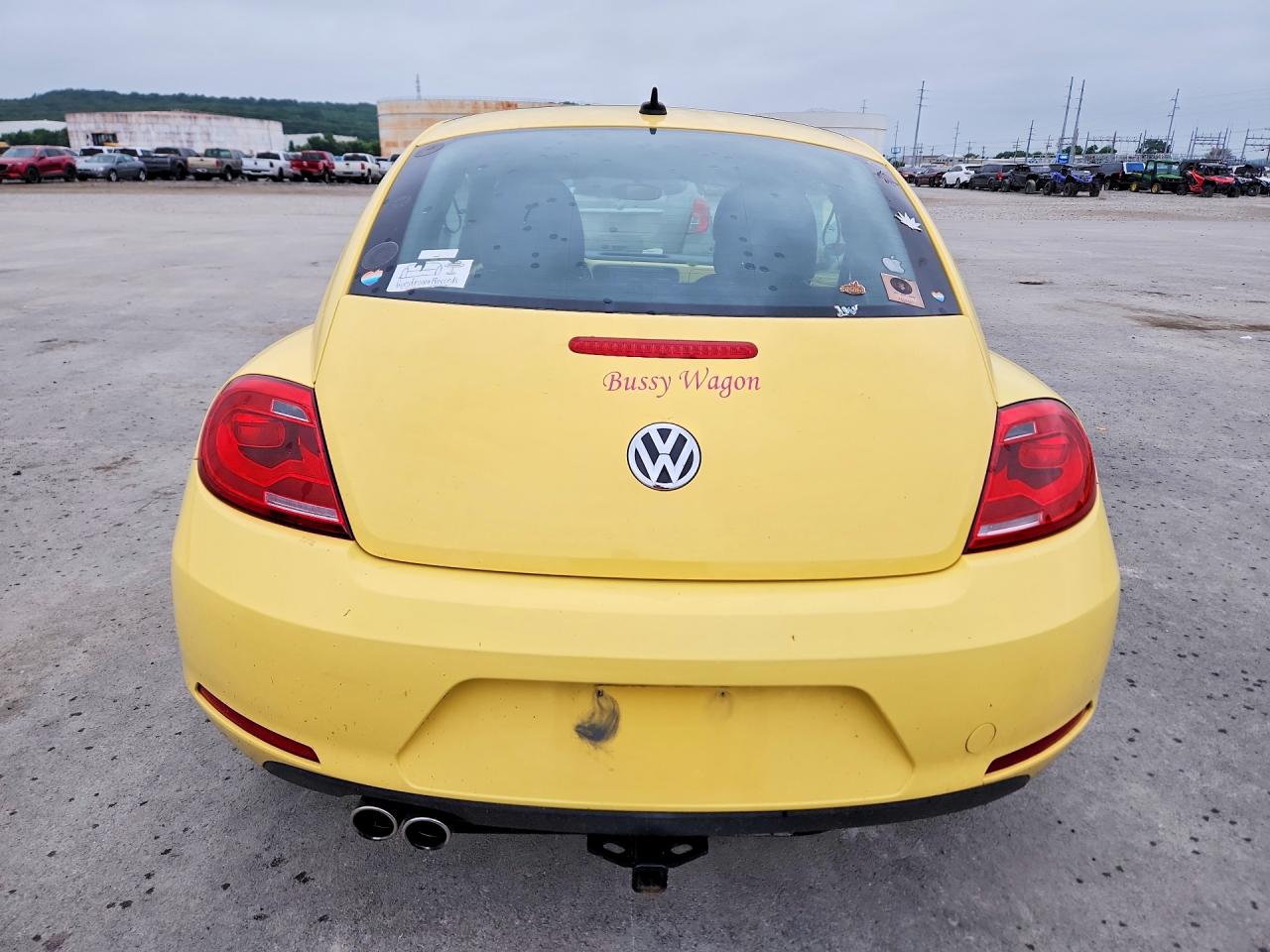 2013 VOLKSWAGEN BEETLE