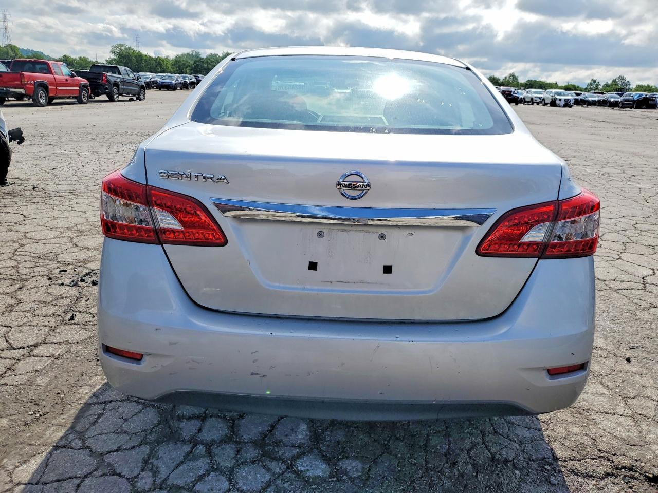 2015 NISSAN SENTRA