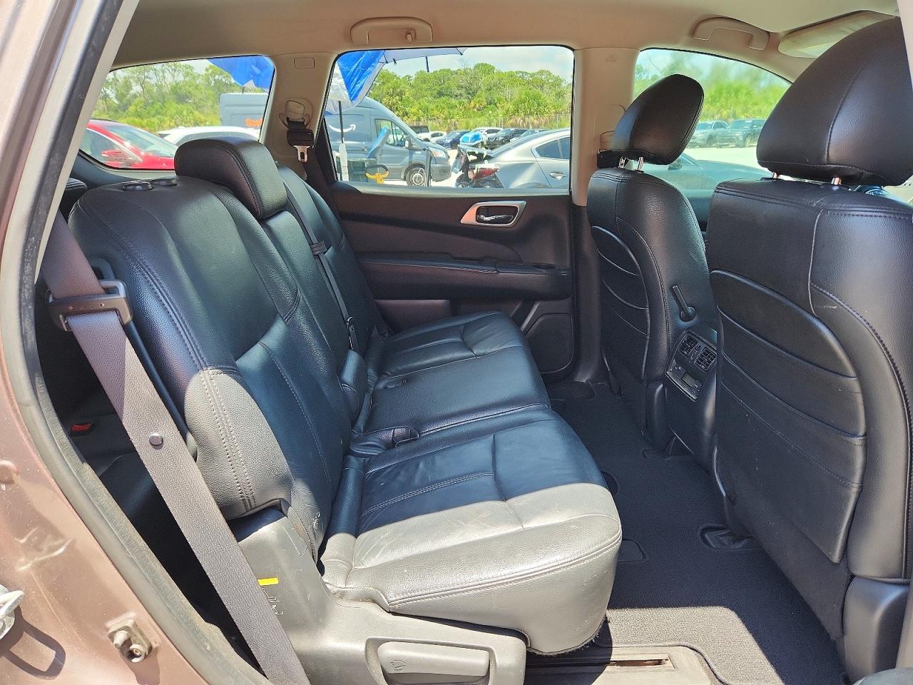 2014 NISSAN PATHFINDER