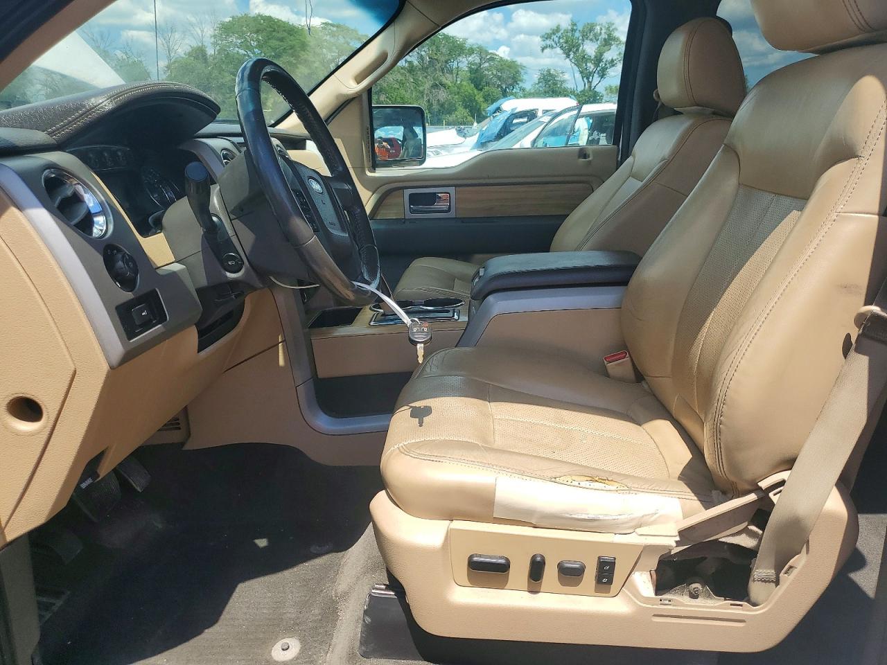 2011 FORD F150