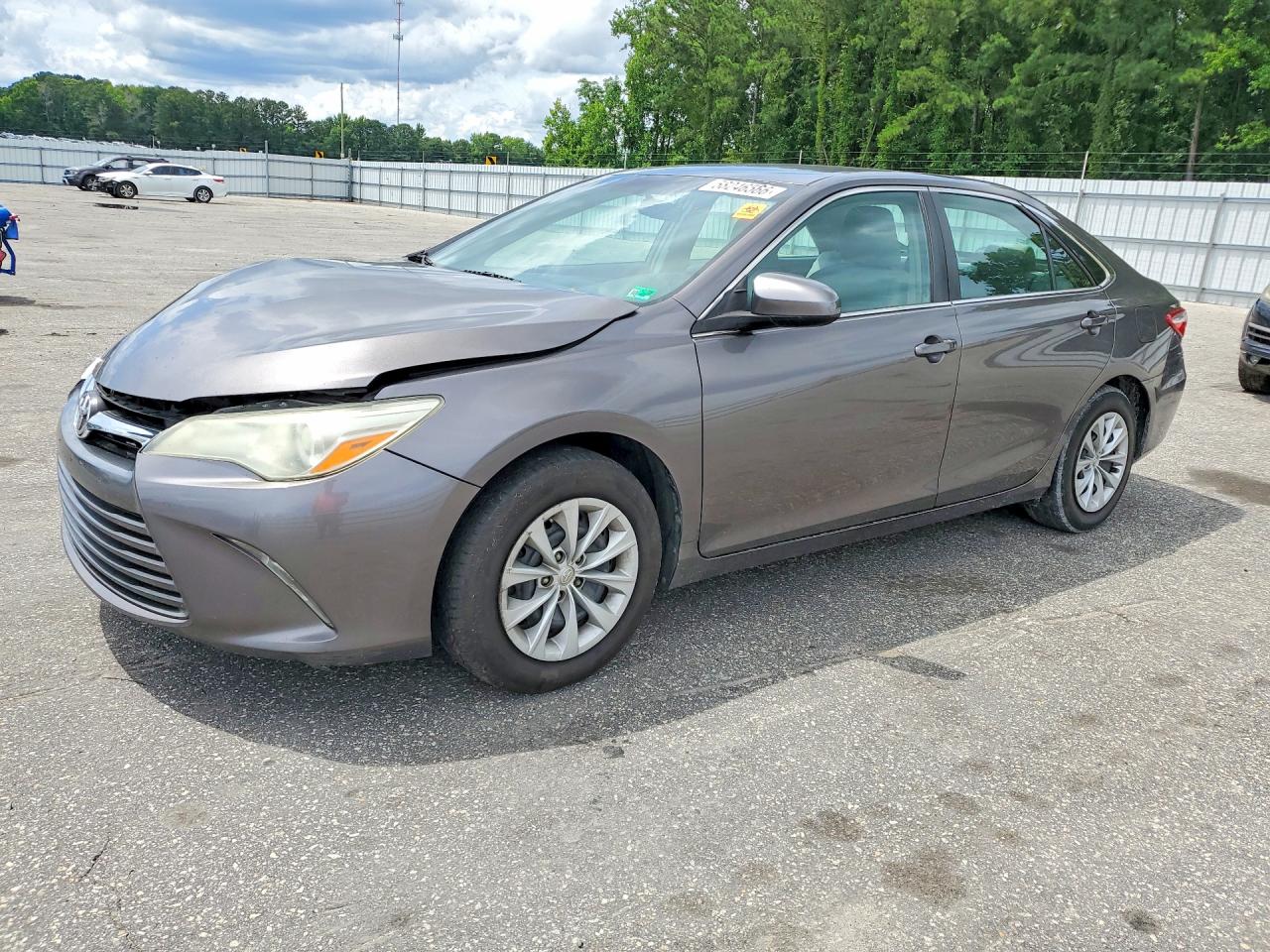 2016 TOYOTA CAMRY