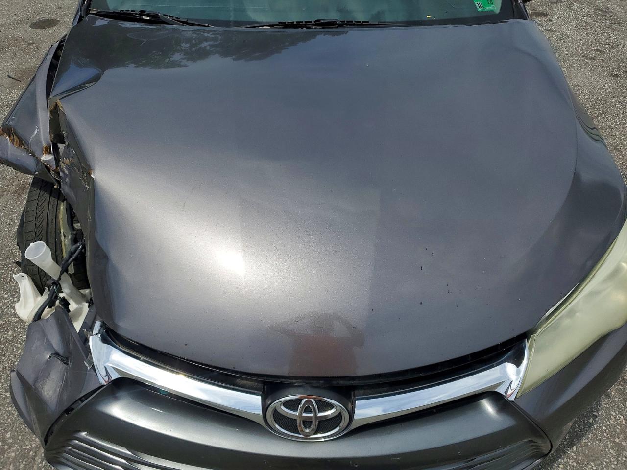 2016 TOYOTA CAMRY