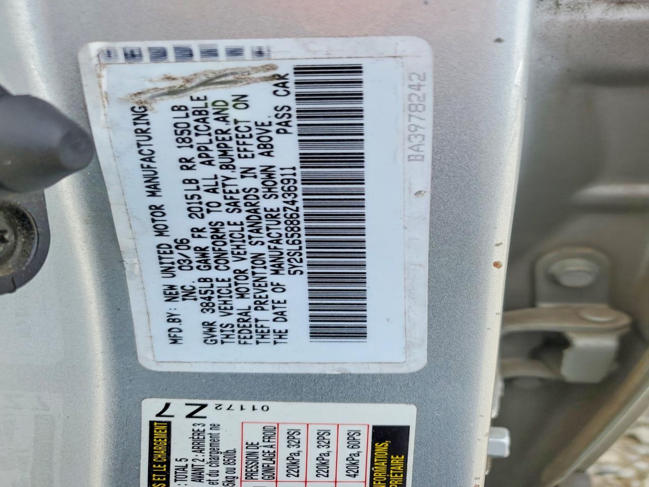 2006 PONTIAC VIBE
