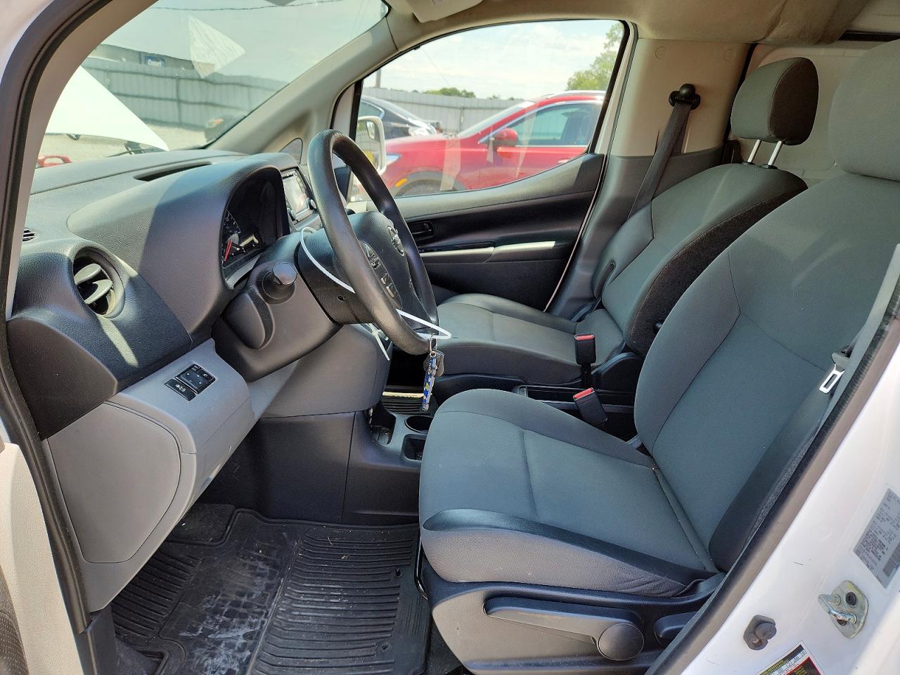 2018 NISSAN NV