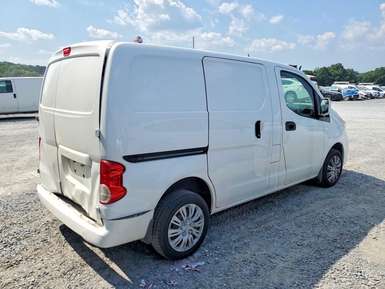 2018 NISSAN NV