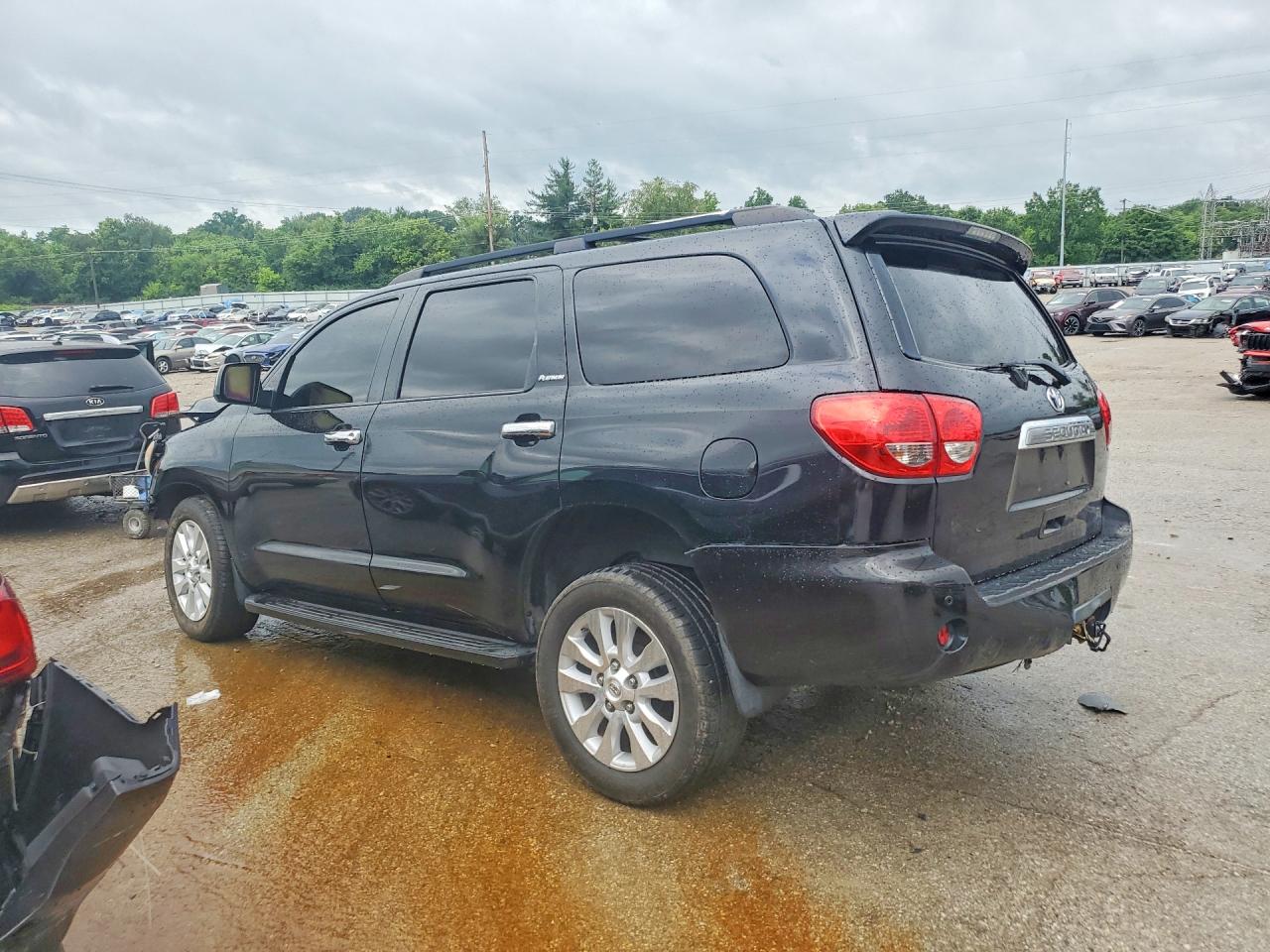 2013 TOYOTA SEQUOIA