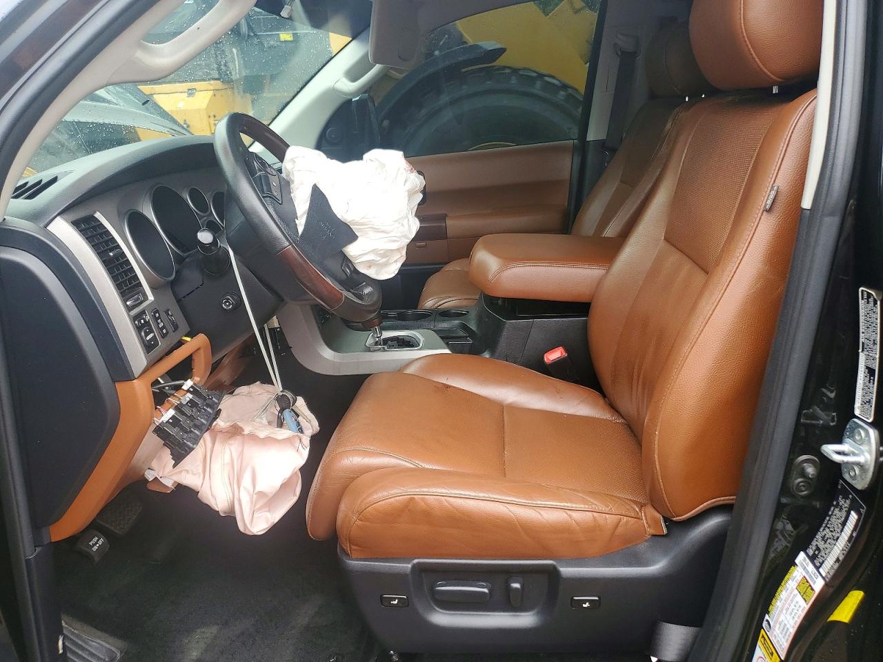 2013 TOYOTA SEQUOIA