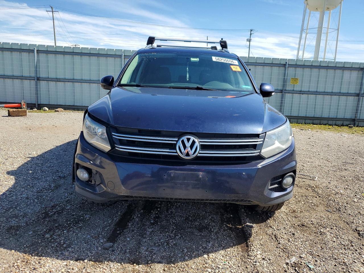 2015 VOLKSWAGEN TIGUAN