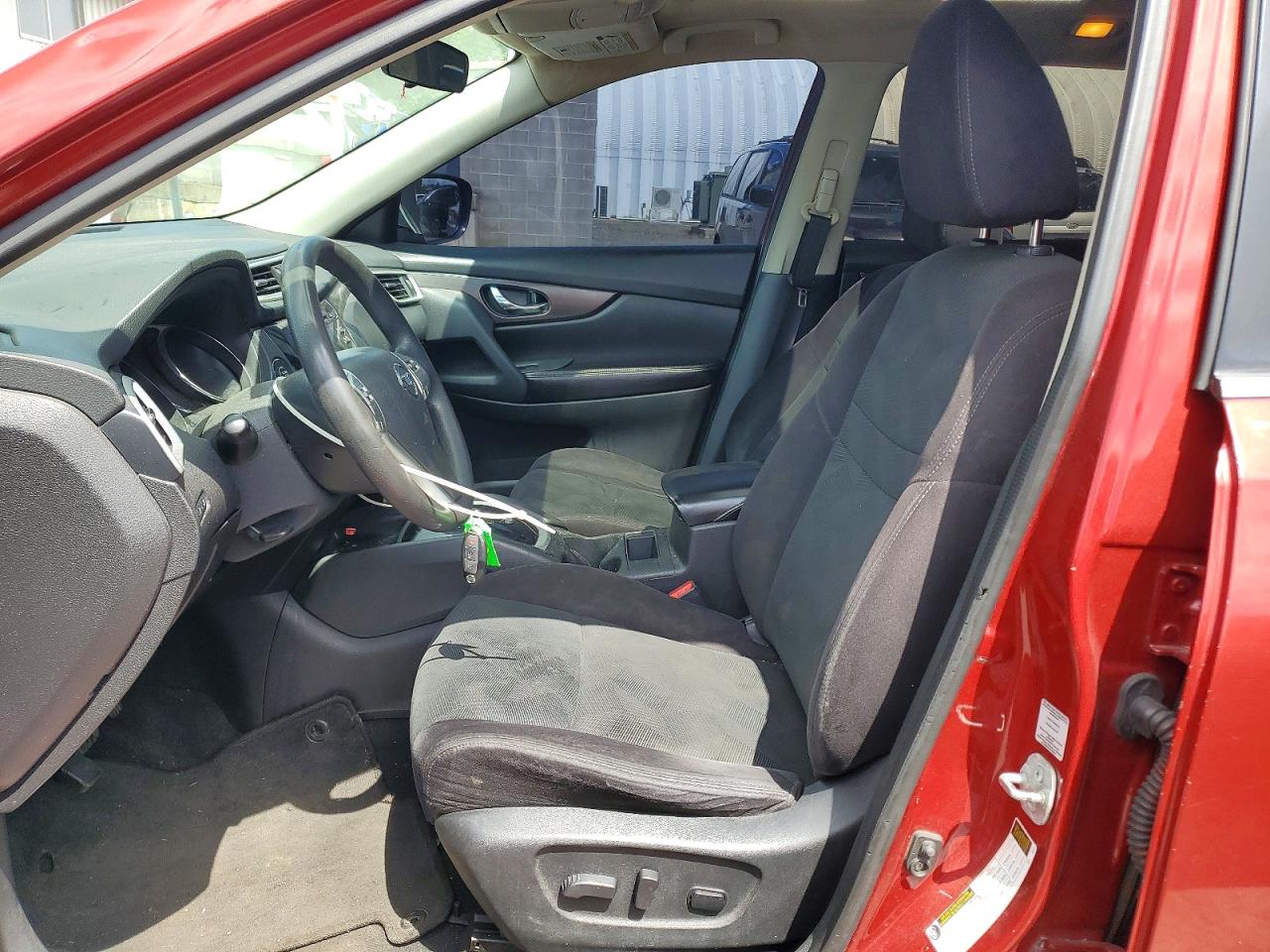 2014 NISSAN ROGUE