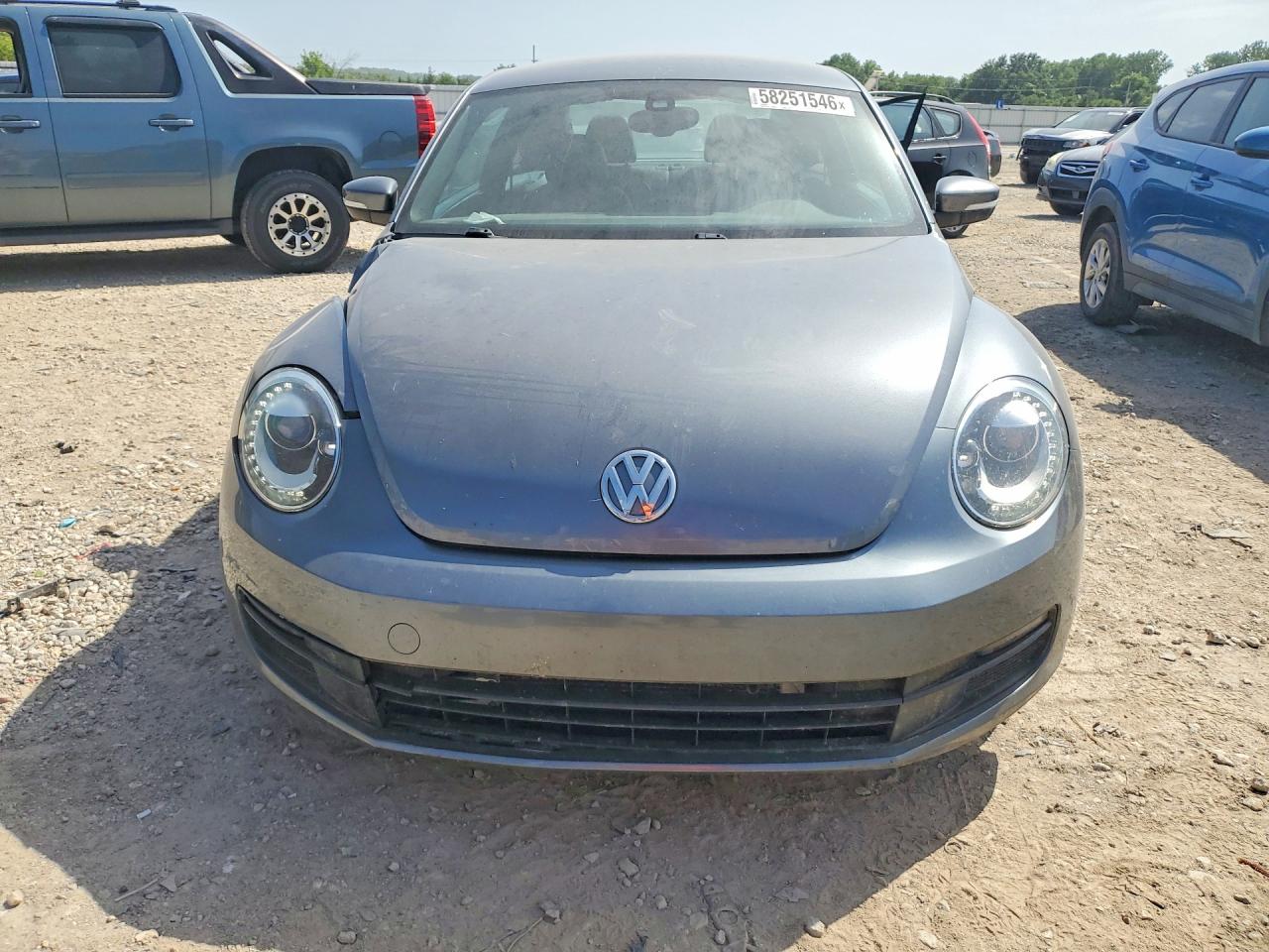 2016 VOLKSWAGEN BEETLE