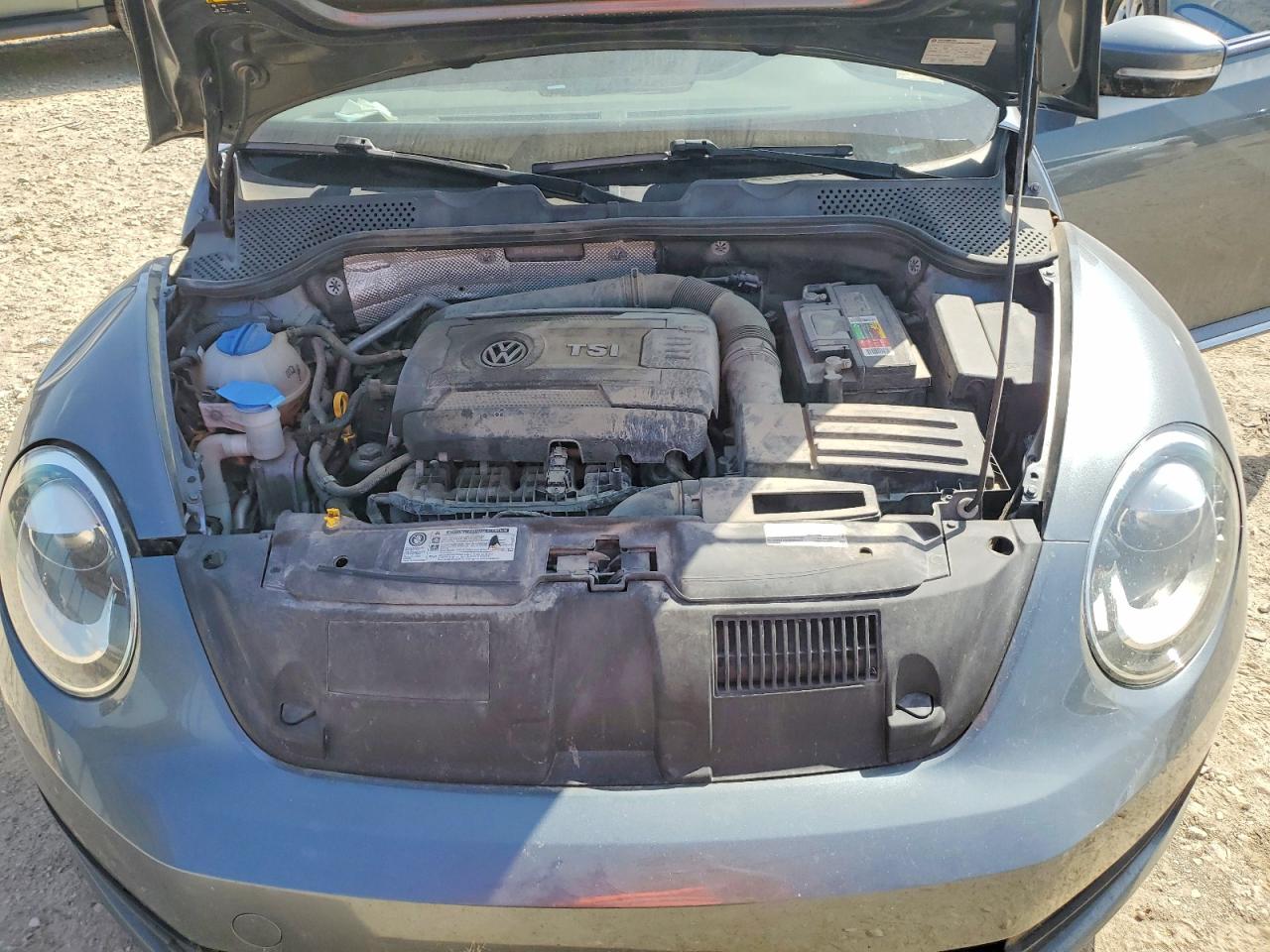 2016 VOLKSWAGEN BEETLE