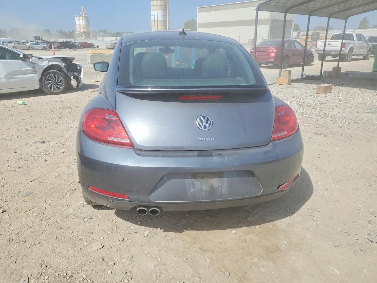 2016 VOLKSWAGEN BEETLE