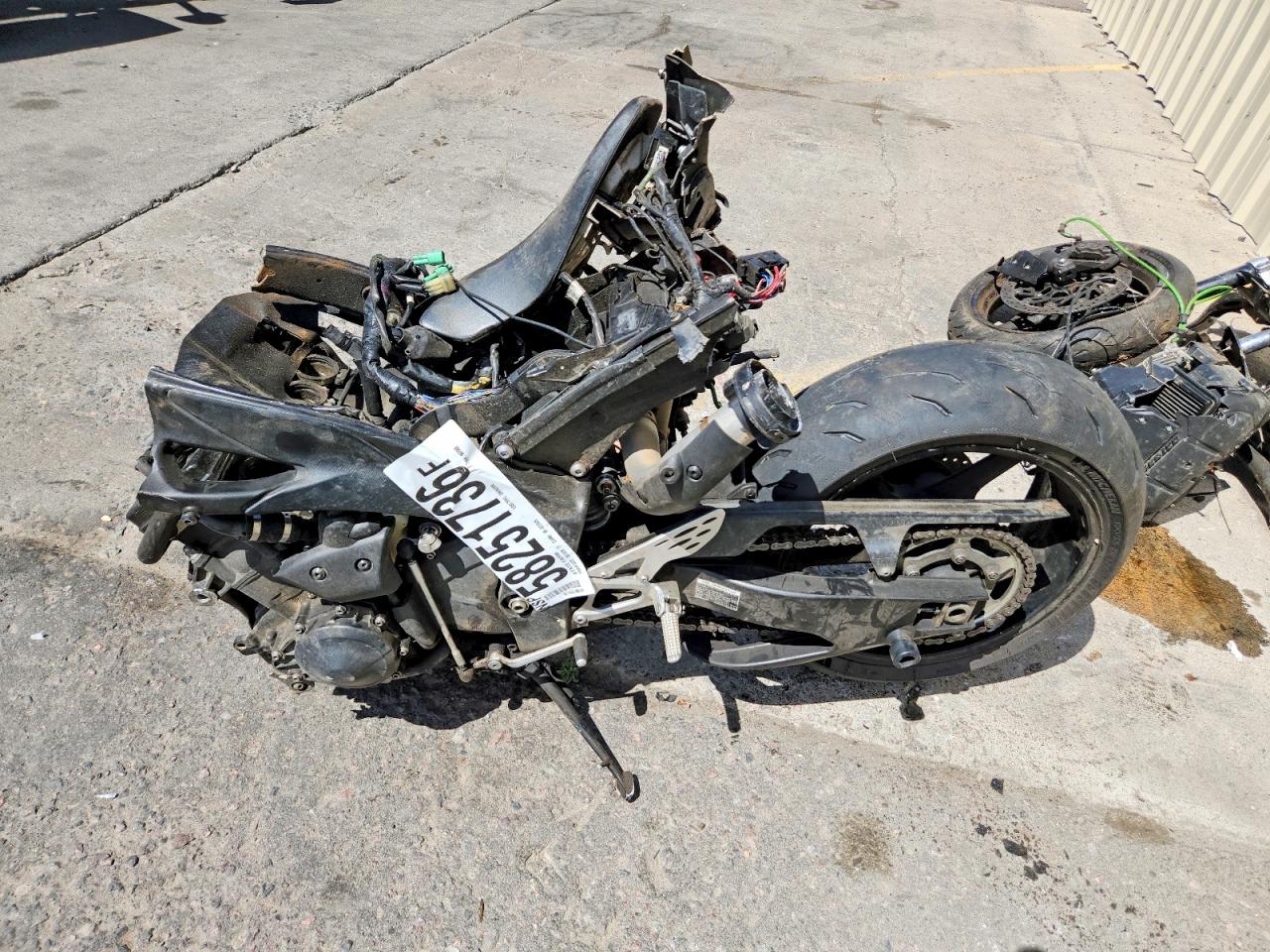 2010 YAMAHA YZF1000