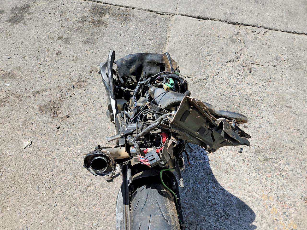 2010 YAMAHA YZF1000