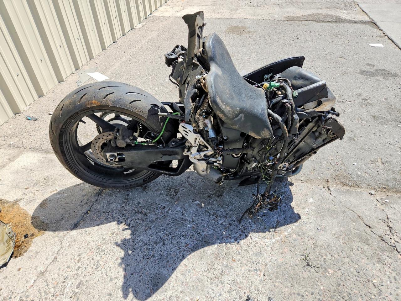 2010 YAMAHA YZF1000