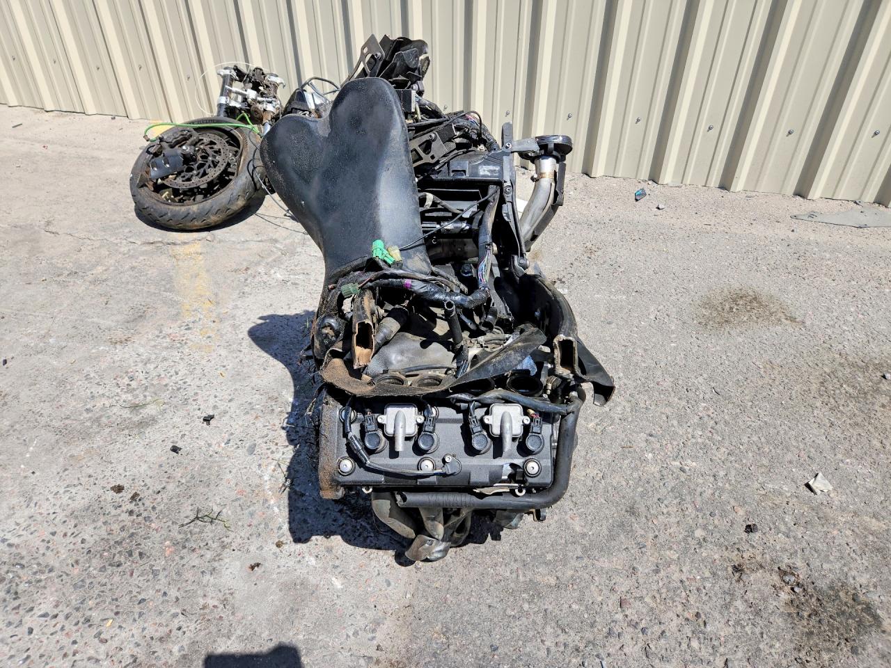 2010 YAMAHA YZF1000