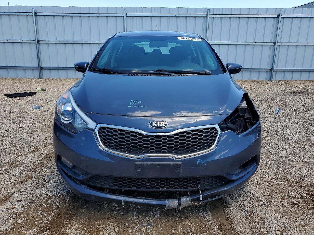 2016 KIA FORTE