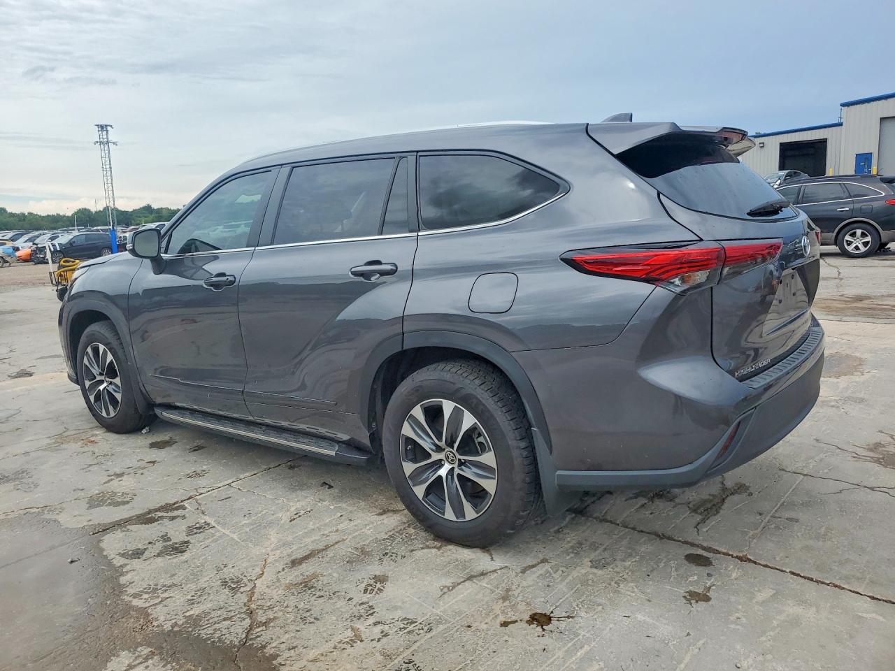 2023 TOYOTA HIGHLANDER