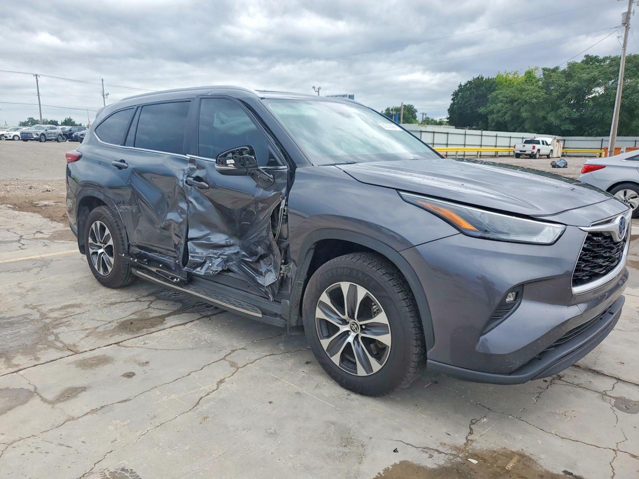 2023 TOYOTA HIGHLANDER