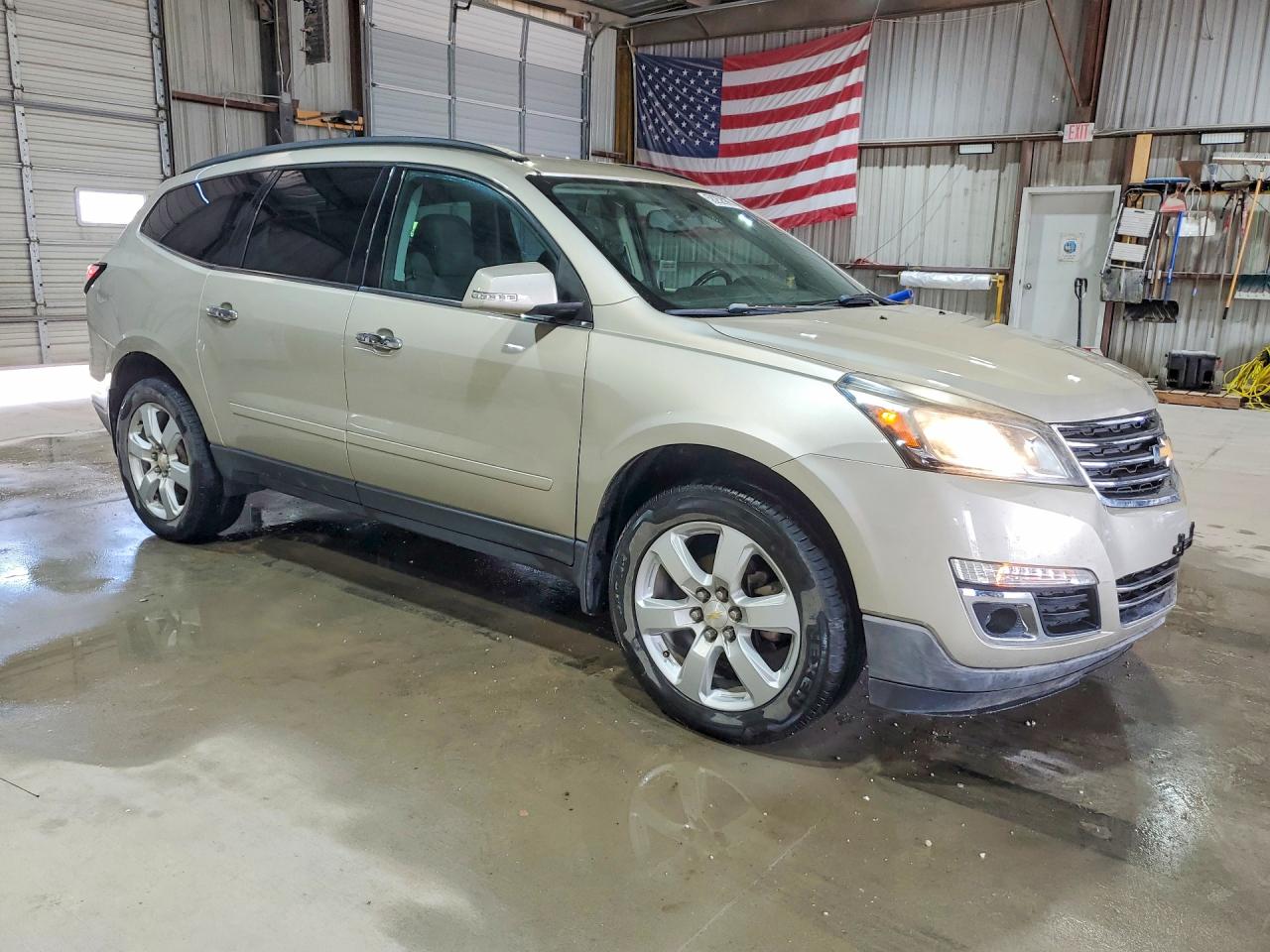2017 CHEVROLET TRAVERSE