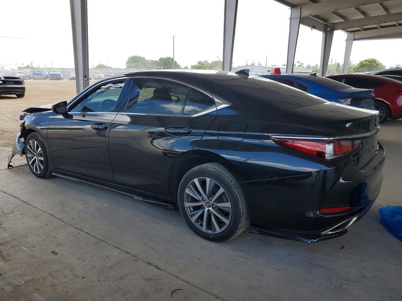2020 LEXUS ES350