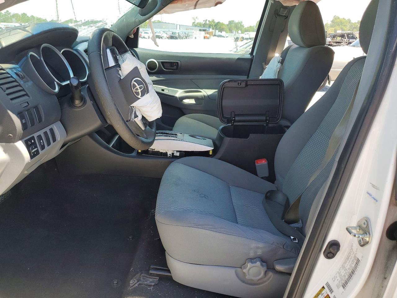 2014 TOYOTA TACOMA