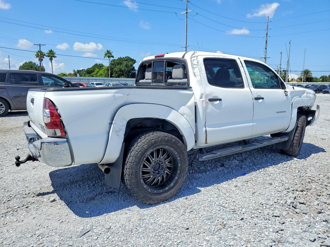 2014 TOYOTA TACOMA