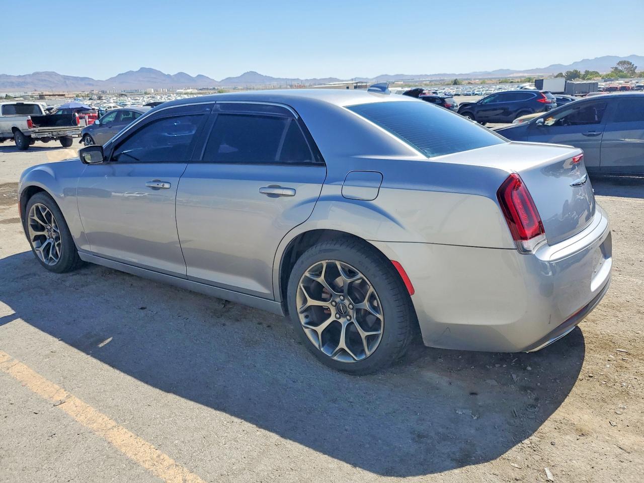2015 CHRYSLER 300