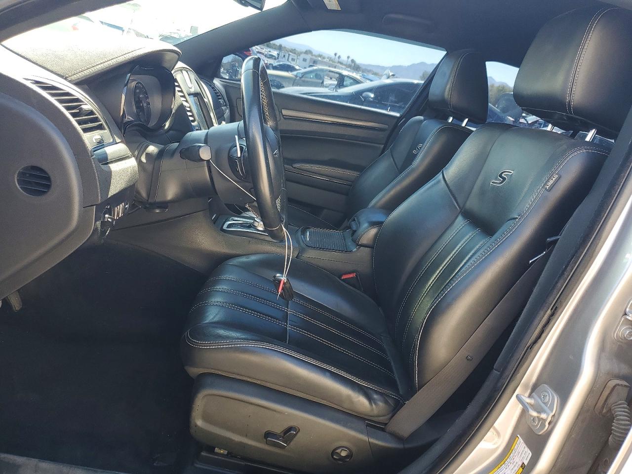 2015 CHRYSLER 300