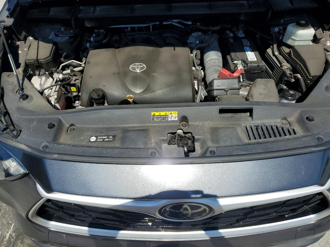 2022 TOYOTA HIGHLANDER