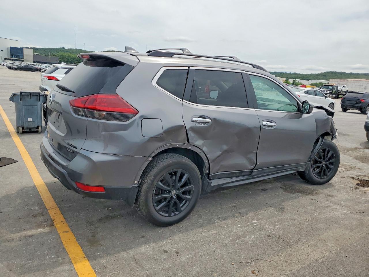 2018 NISSAN ROGUE
