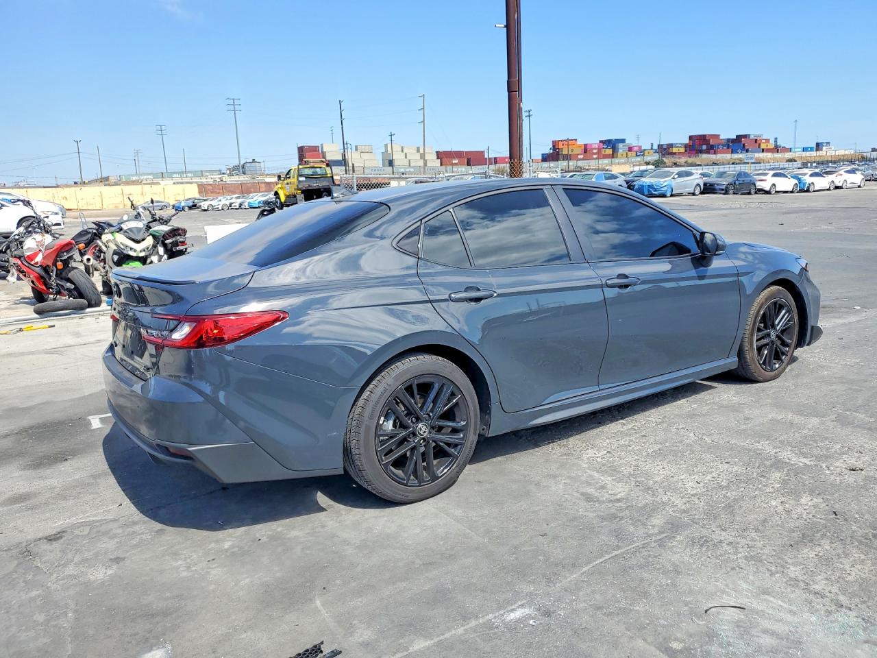 2025 TOYOTA CAMRY