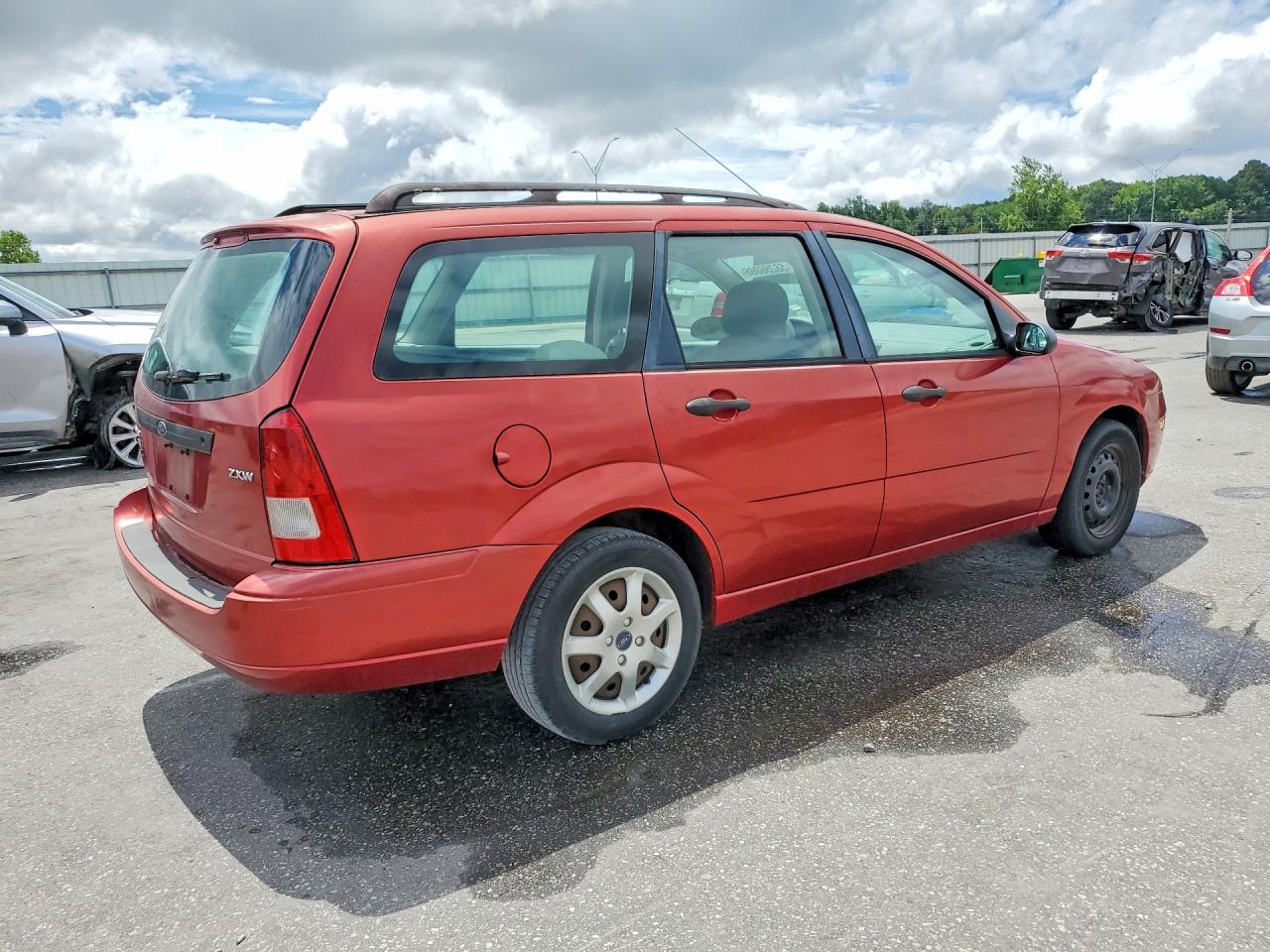 2005 FORD FOCUS