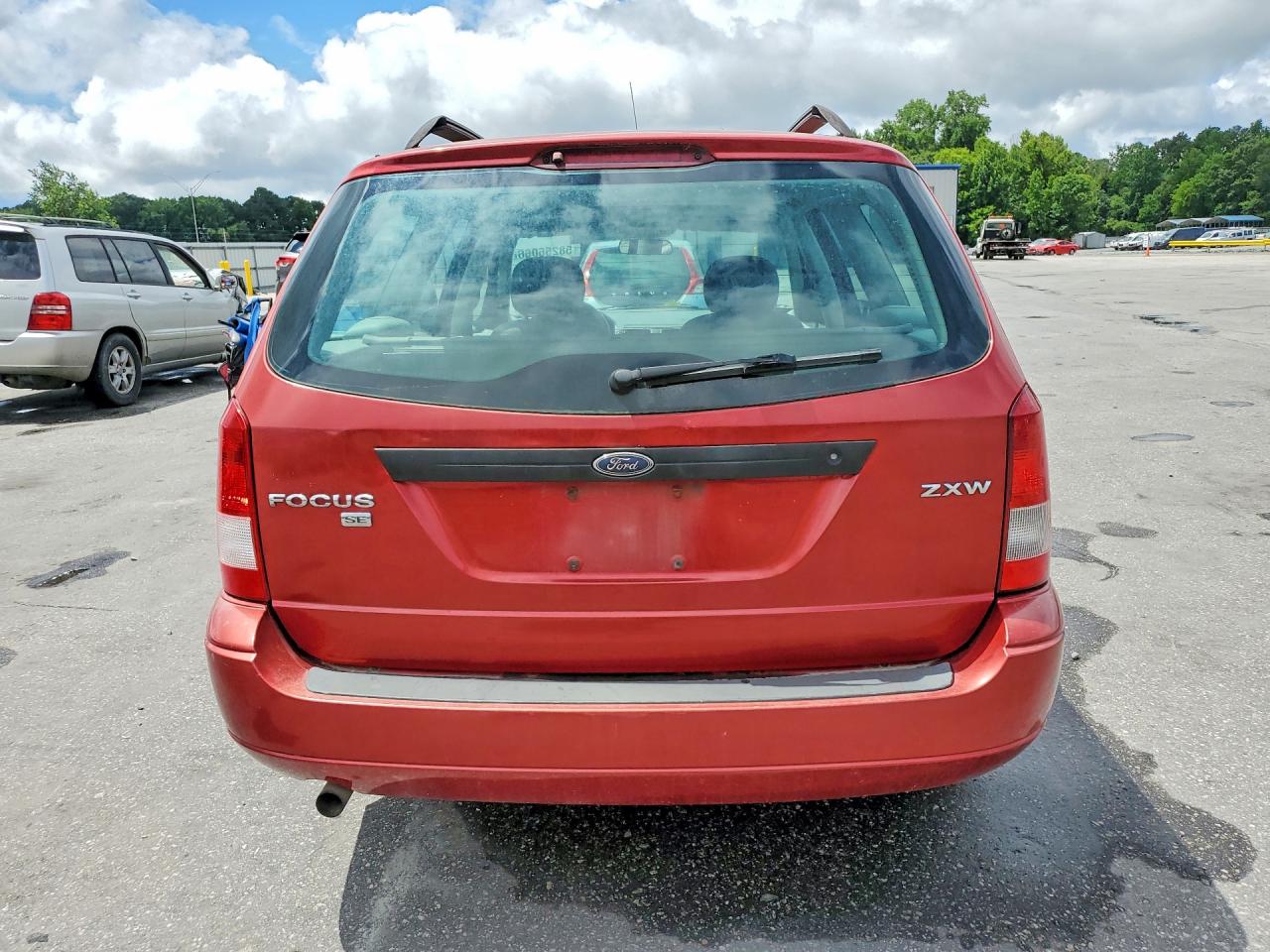 2005 FORD FOCUS