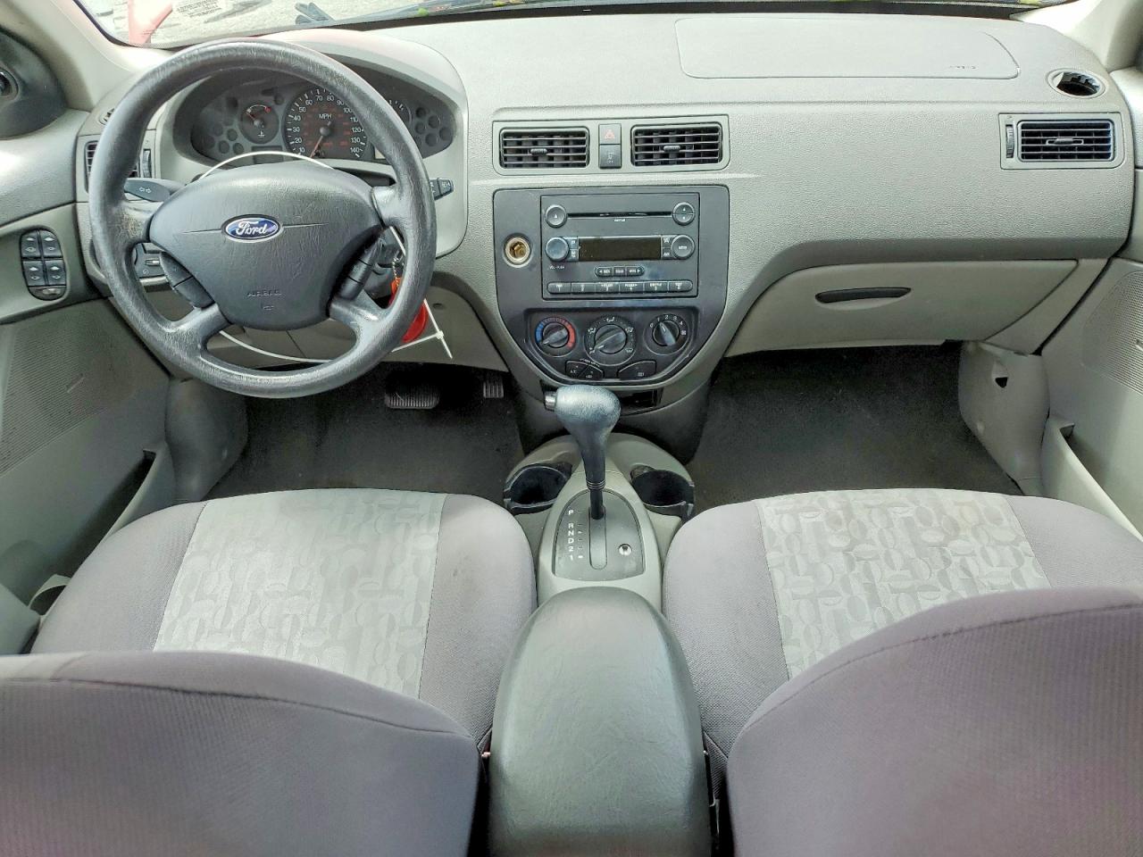 2005 FORD FOCUS