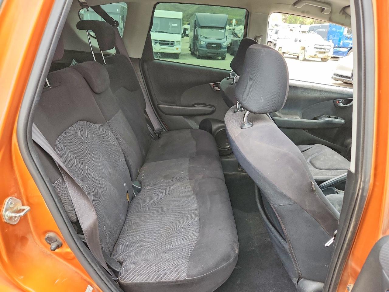 2010 HONDA FIT