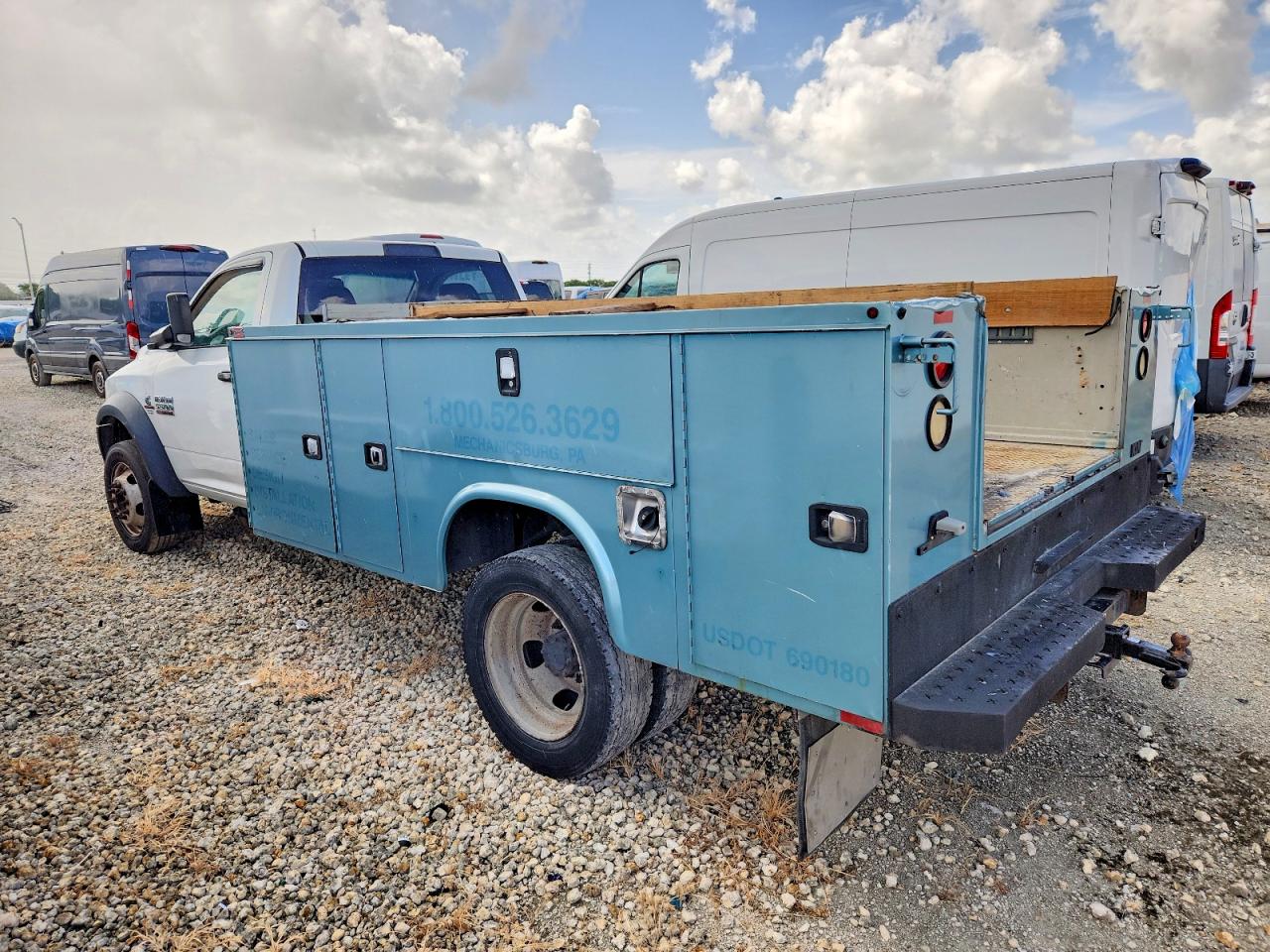 2015 CHEVROLET 5500