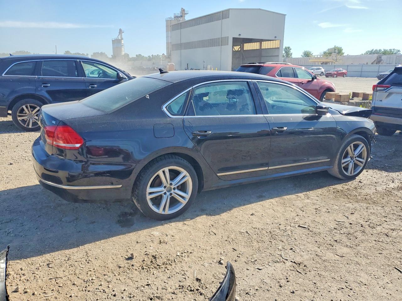 2013 VOLKSWAGEN PASSAT