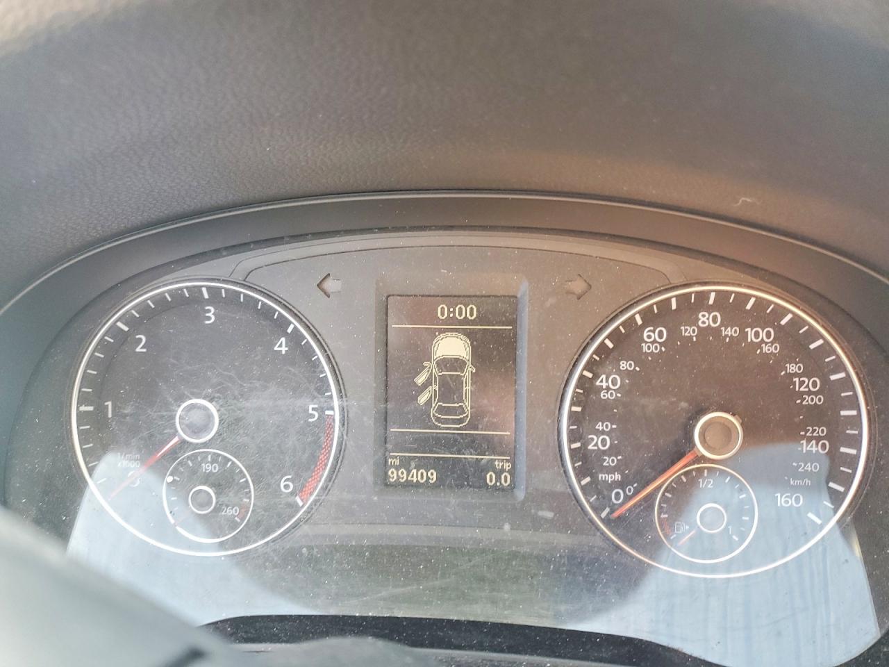 2013 VOLKSWAGEN PASSAT