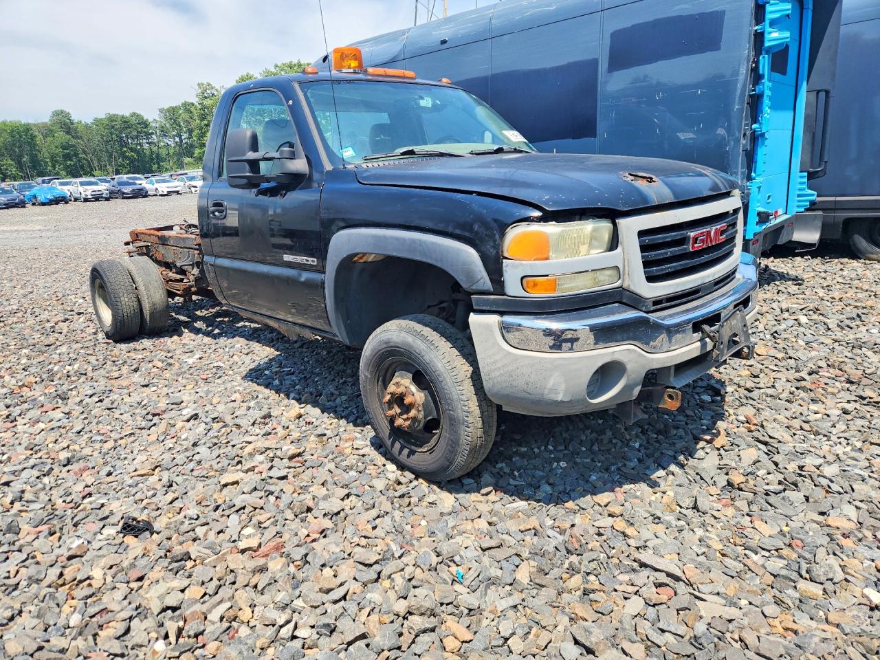 2004 GMC SIERRA