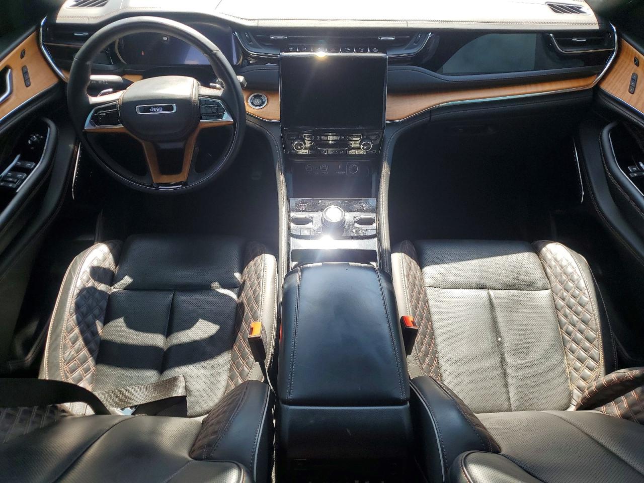 2023 JEEP CHEROKEE