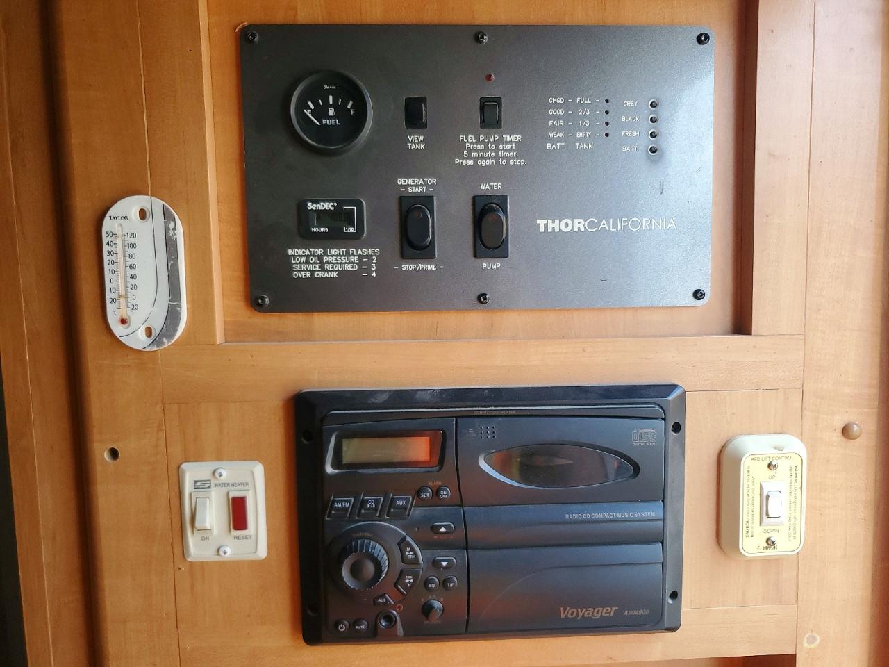 2007 TAHOE 21'TRAILER