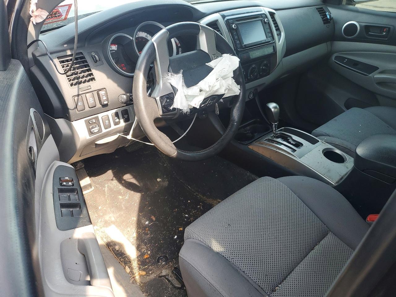 2015 TOYOTA TACOMA