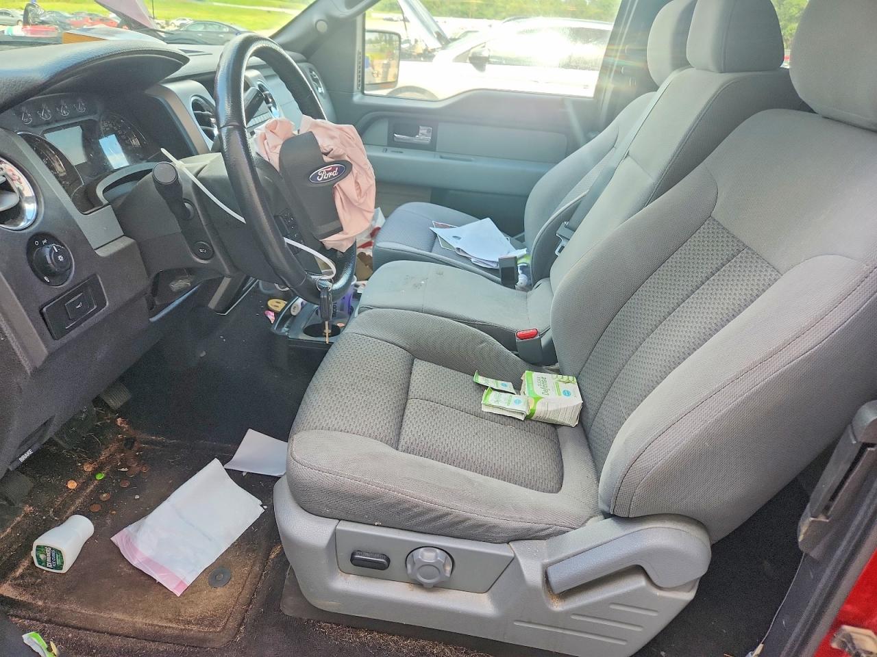 2012 FORD F150