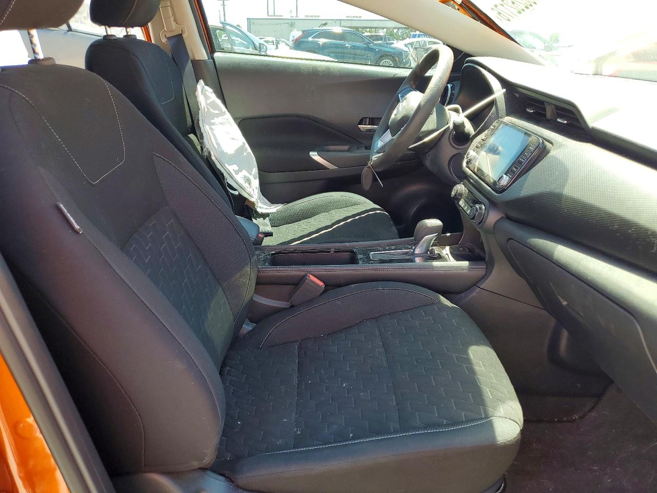 2021 NISSAN KICKS