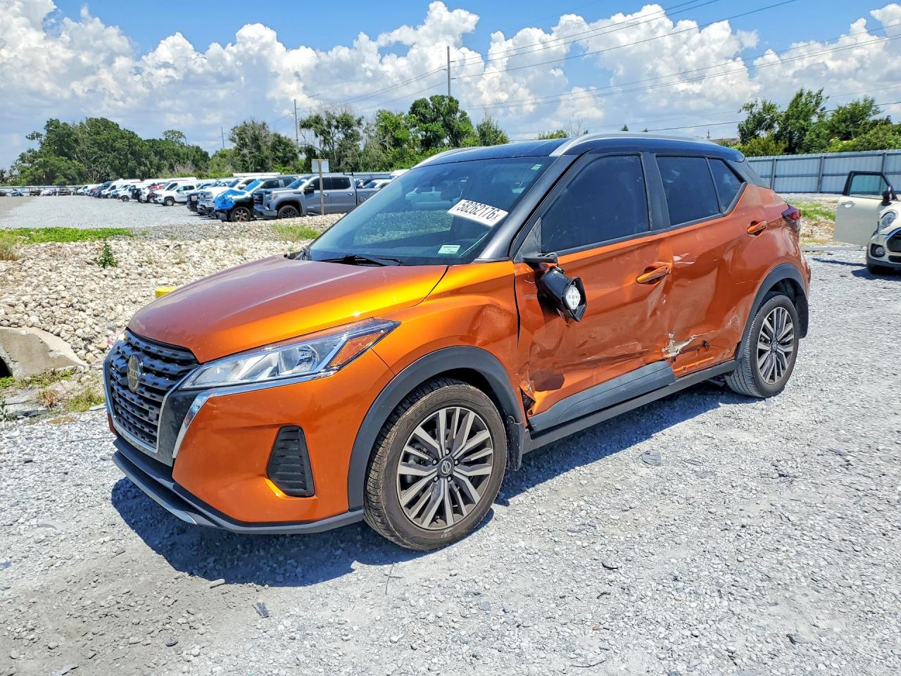 2021 NISSAN KICKS