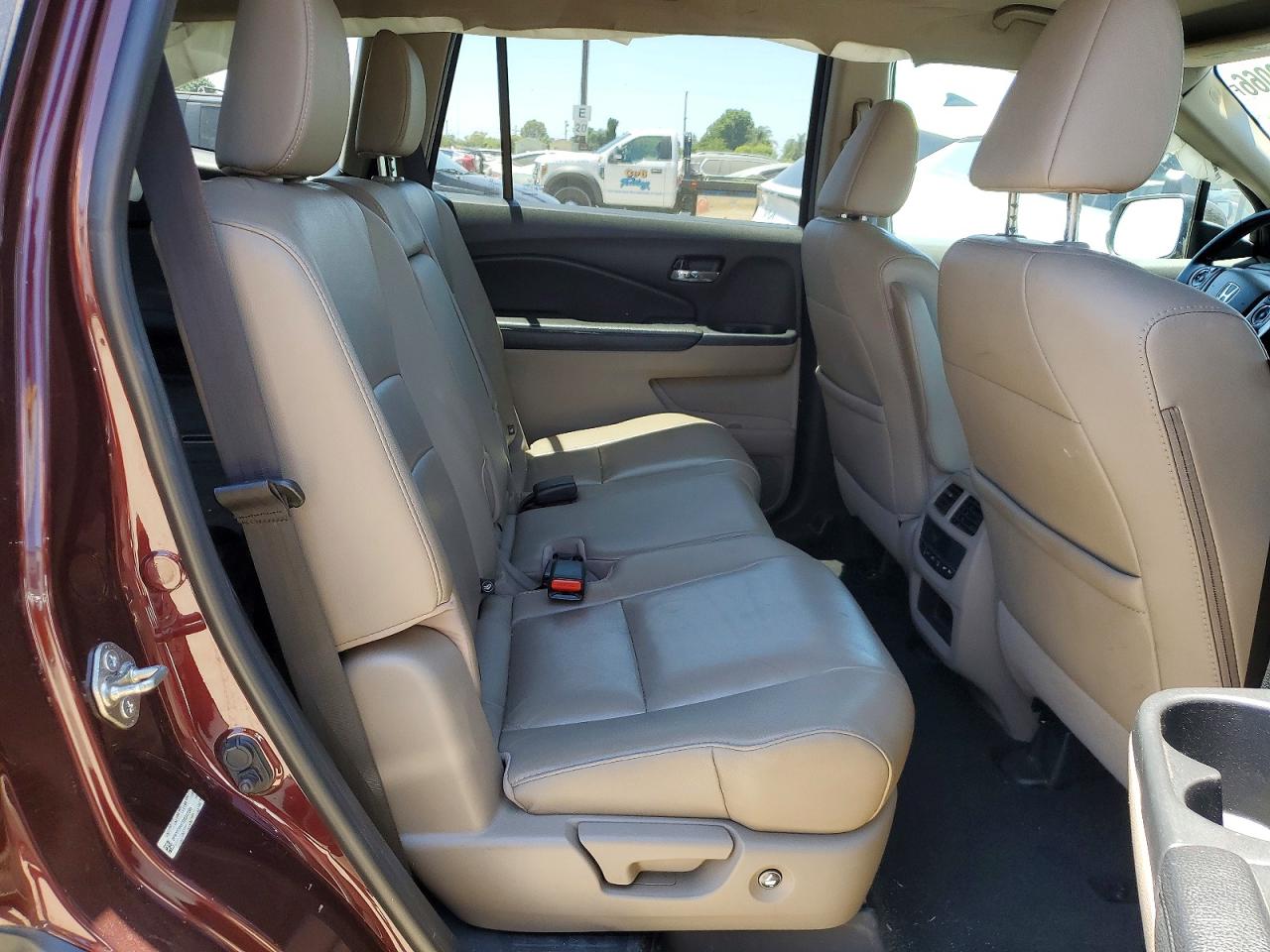 2016 HONDA PILOT