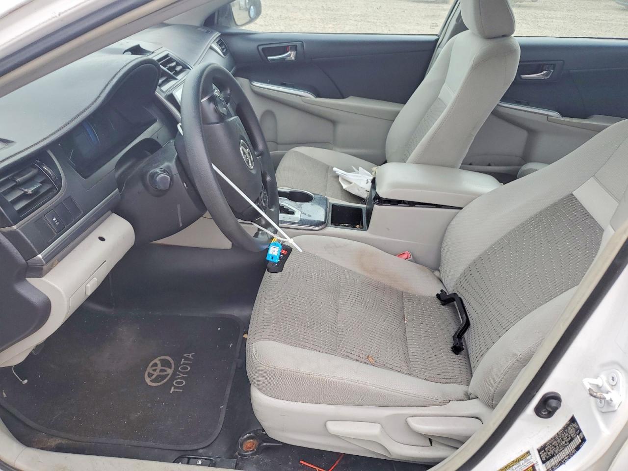 2014 TOYOTA CAMRY SOLA